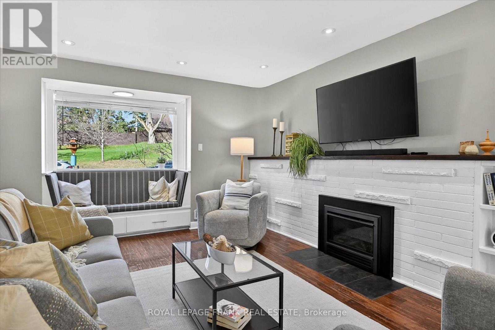 452 Gordon Avenue, Peterborough (Town Ward 3), Ontario  K9J 6G5 - Photo 5 - X13019524