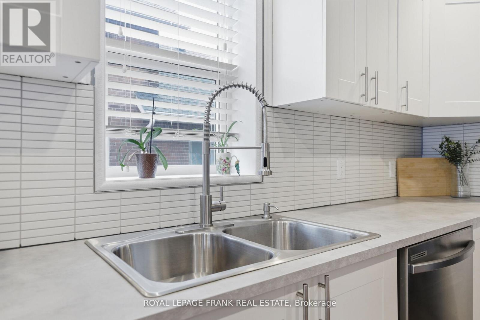 121 Durham Street W, Kawartha Lakes (Lindsay), Ontario  K9V 2R3 - Photo 9 - X13019574