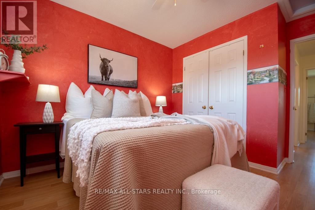 10 O'connell Court, Kawartha Lakes (Lindsay), Ontario  K9V 5Y1 - Photo 24 - X13019892