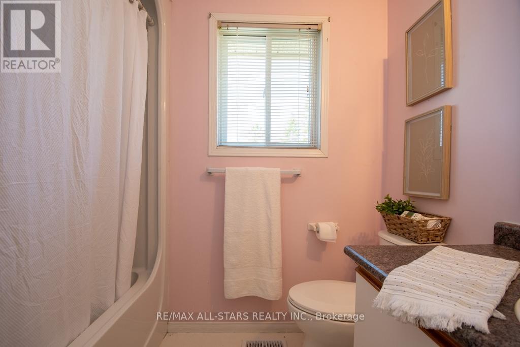 10 O'connell Court, Kawartha Lakes (Lindsay), Ontario  K9V 5Y1 - Photo 27 - X13019892