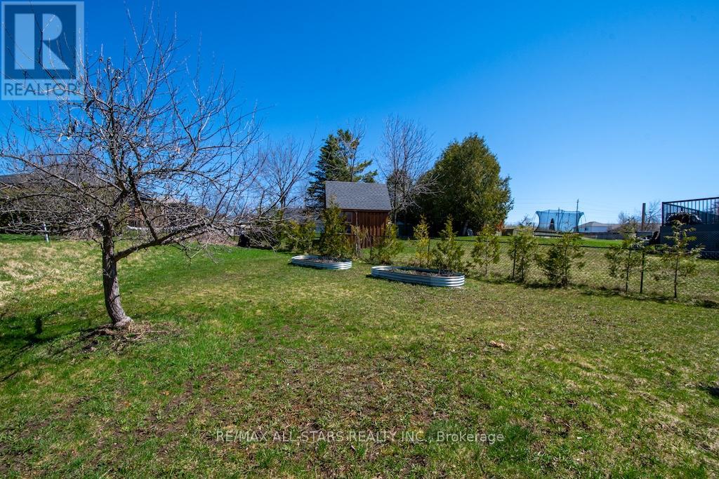 10 O'connell Court, Kawartha Lakes (Lindsay), Ontario  K9V 5Y1 - Photo 40 - X13019892