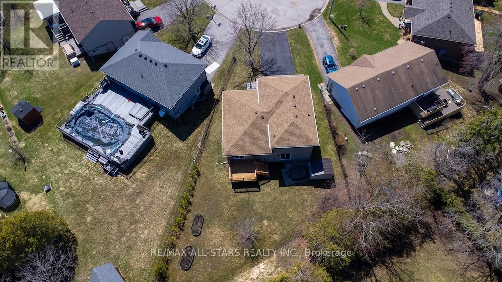 10 O'connell Court, Kawartha Lakes (Lindsay), Ontario  K9V 5Y1 - Photo 42 - X13019892