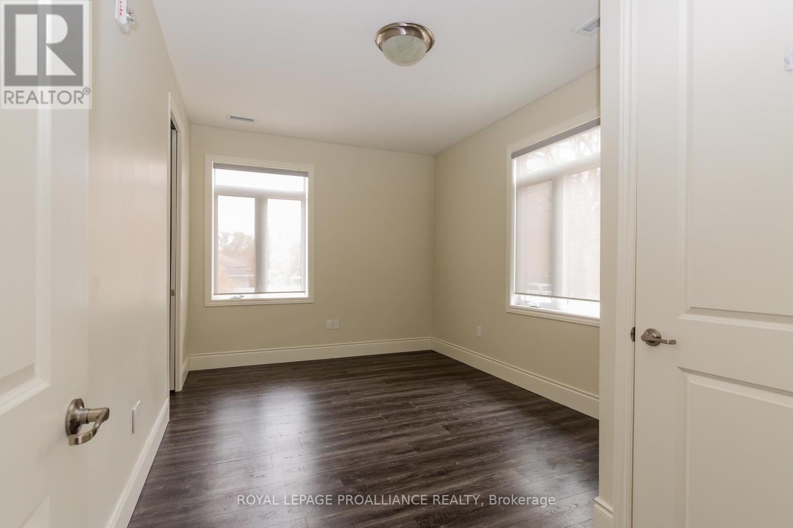 202 - 863 Abbey Lane, Peterborough (Ashburnham Ward 4), Ontario  K9H 0J3 - Photo 12 - X13020486