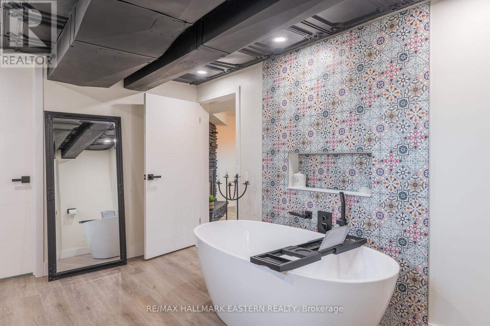 1593 Westbrook Drive, Peterborough (Monaghan Ward 2), Ontario  K9J 6R6 - Photo 40 - X13020488