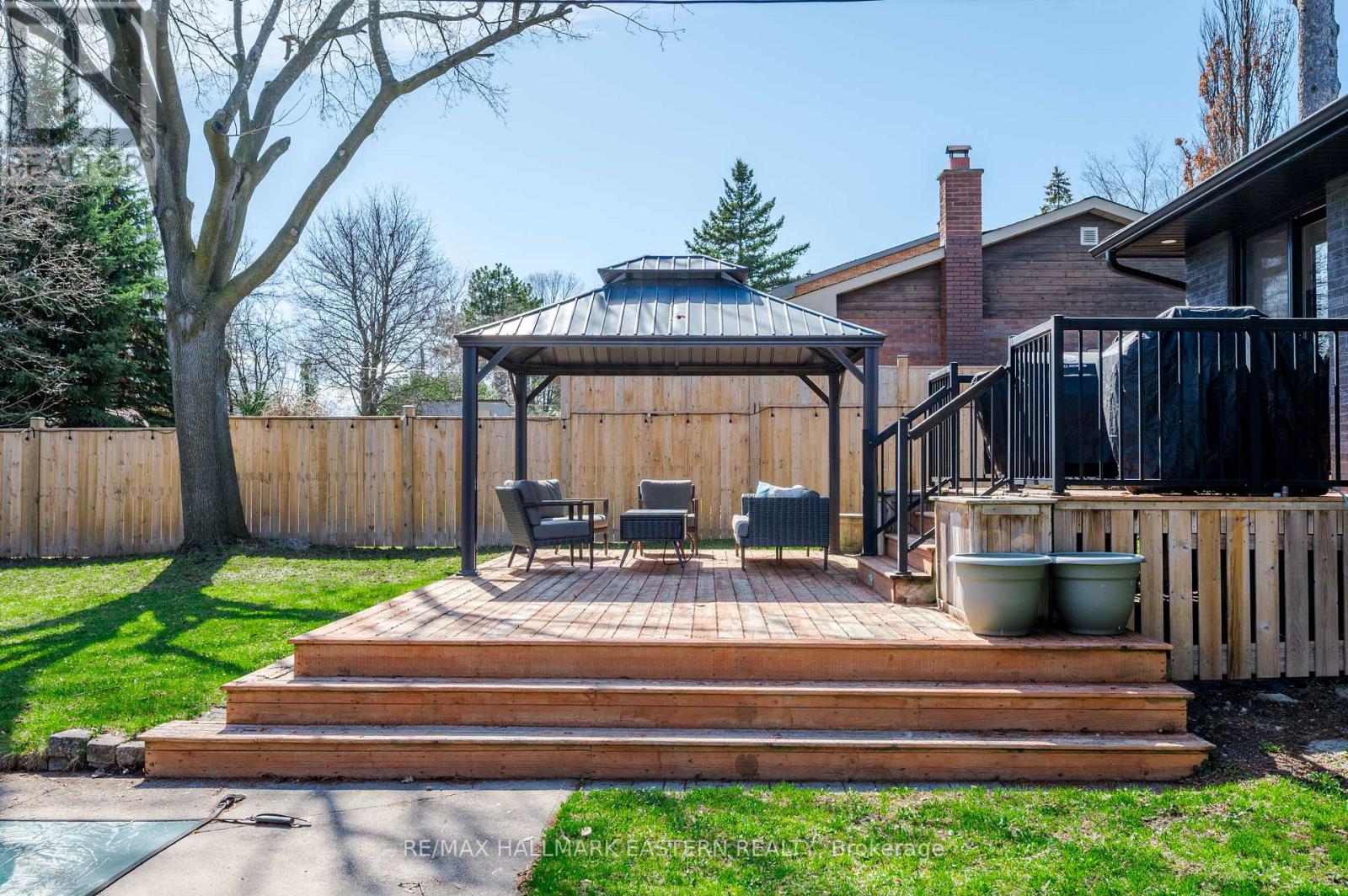 1593 Westbrook Drive, Peterborough (Monaghan Ward 2), Ontario  K9J 6R6 - Photo 45 - X13020488