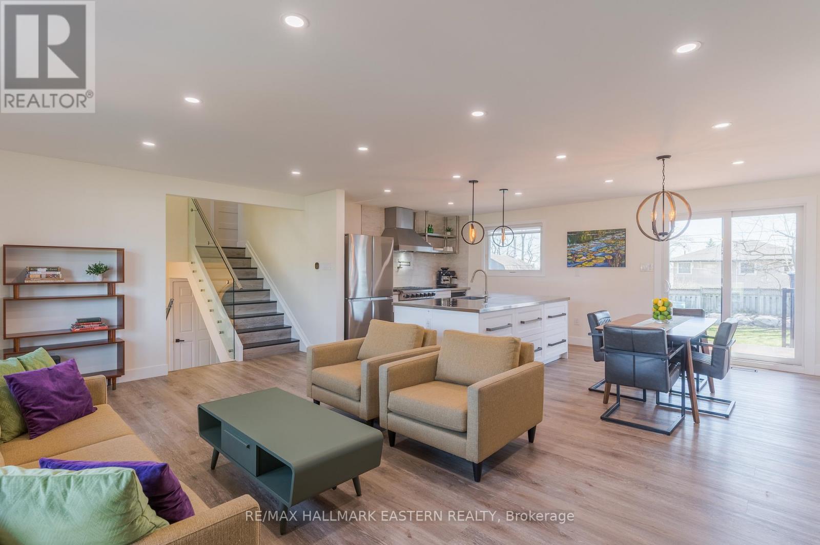 1593 Westbrook Drive, Peterborough (Monaghan Ward 2), Ontario  K9J 6R6 - Photo 7 - X13020488