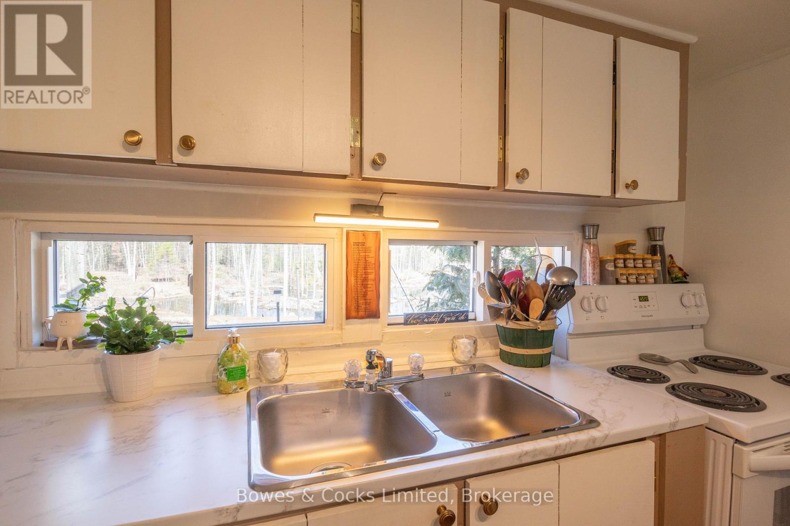 2108 Old Hastings Road, Wollaston, Ontario  K0L 1P0 - Photo 11 - X13021996