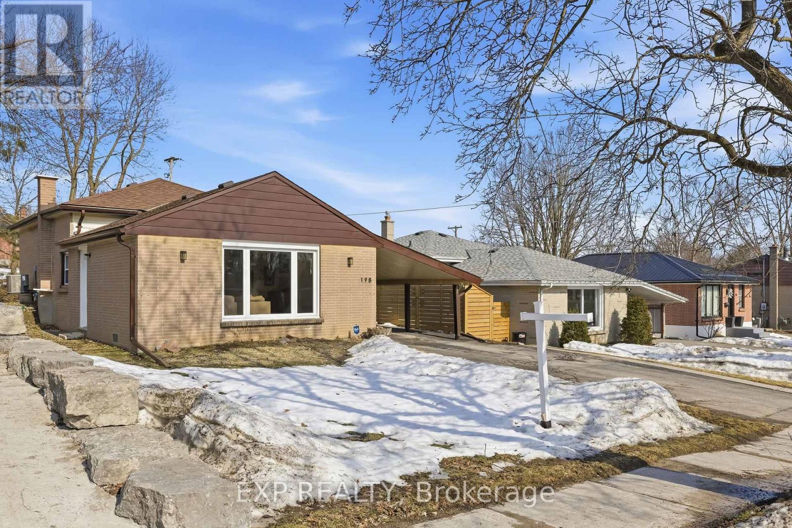 198 Shelbourne Street, Peterborough (Northcrest Ward 5), Ontario  K9H 5K4 - Photo 3 - X13022116