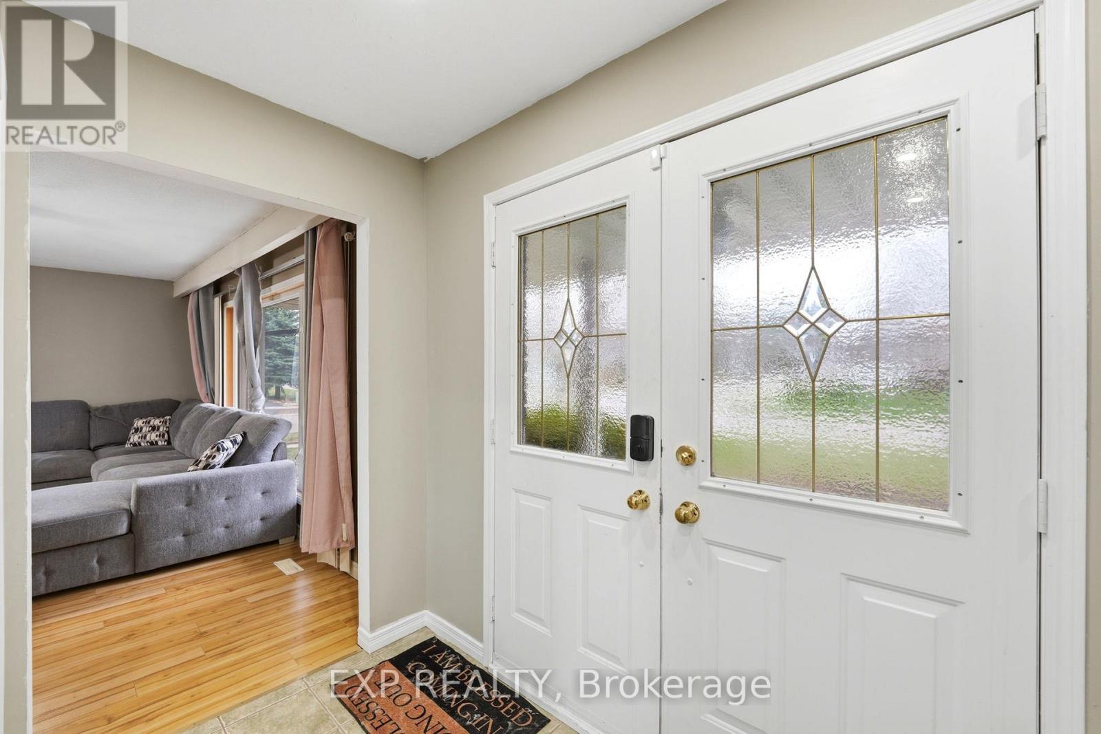 1 Nordale Court, Kawartha Lakes (Lindsay), Ontario  K9V 4V4 - Photo 5 - X13022748