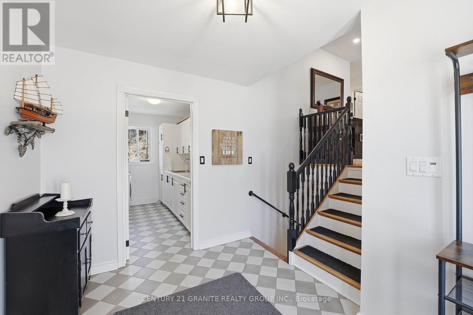 122 Gaebel Road, Bancroft (Bancroft Ward), Ontario  K0L 1C0 - Photo 5 - X13024566