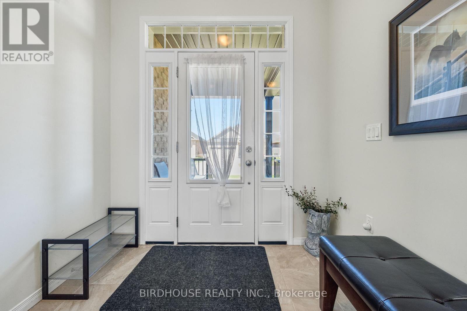 107 Alcorn Drive, Kawartha Lakes (Lindsay), Ontario  K9V 0M8 - Photo 2 - X13024568