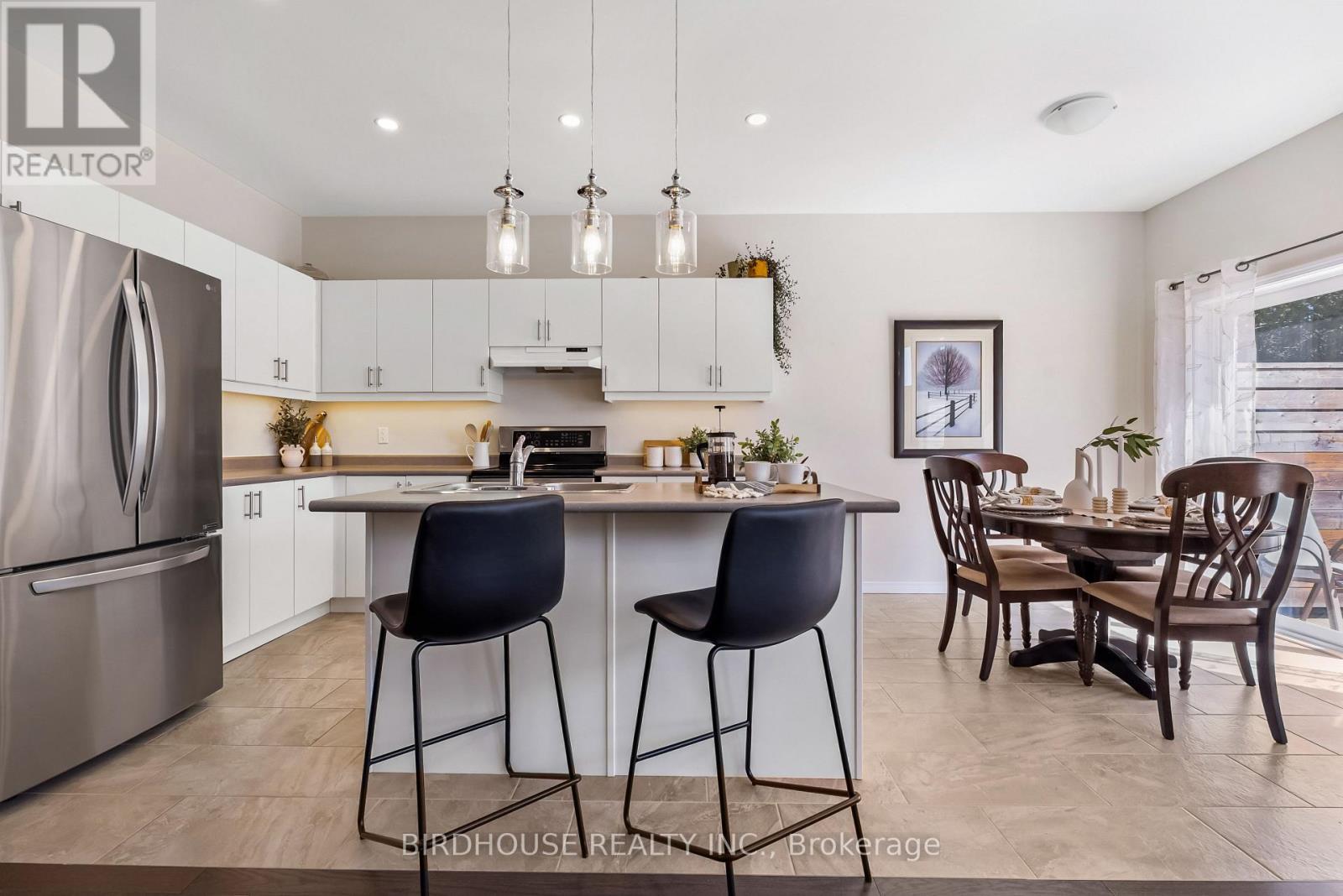 107 Alcorn Drive, Kawartha Lakes (Lindsay), Ontario  K9V 0M8 - Photo 6 - X13024568