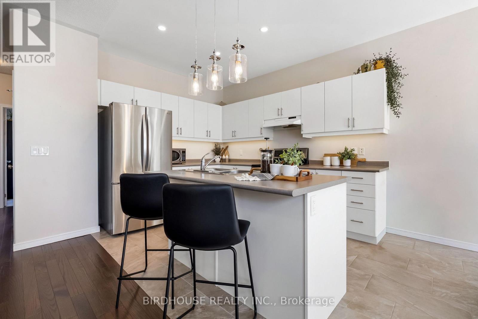 107 Alcorn Drive, Kawartha Lakes (Lindsay), Ontario  K9V 0M8 - Photo 7 - X13024568