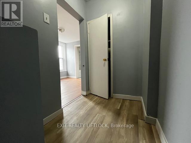 207 Stewart Street, Peterborough (Town Ward 3), Ontario  K9J 3M6 - Photo 5 - X13025322