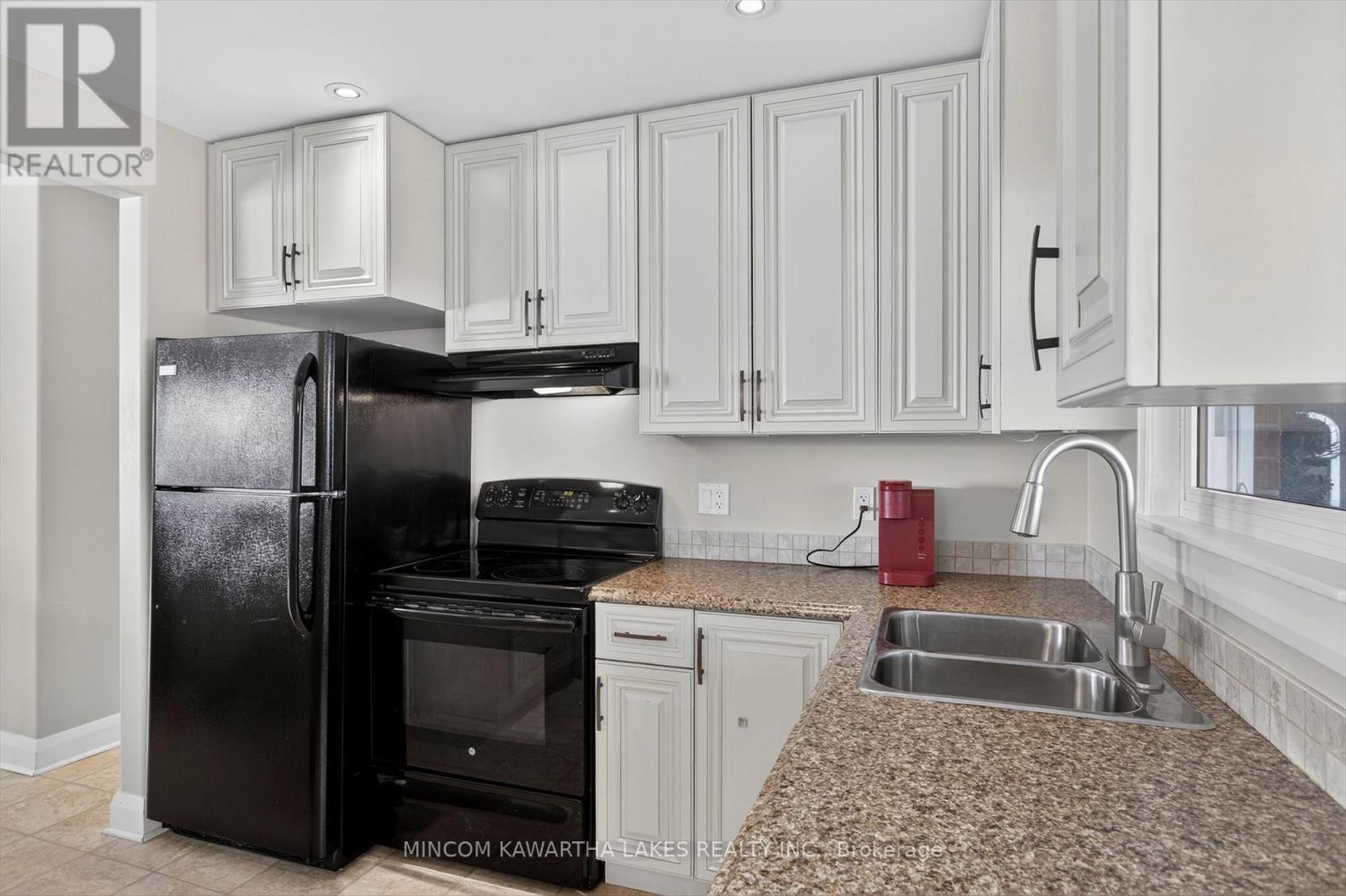 630 Sherbrooke Street, Peterborough (Town Ward 3), Ontario  K9J 2P6 - Photo 17 - X13025472