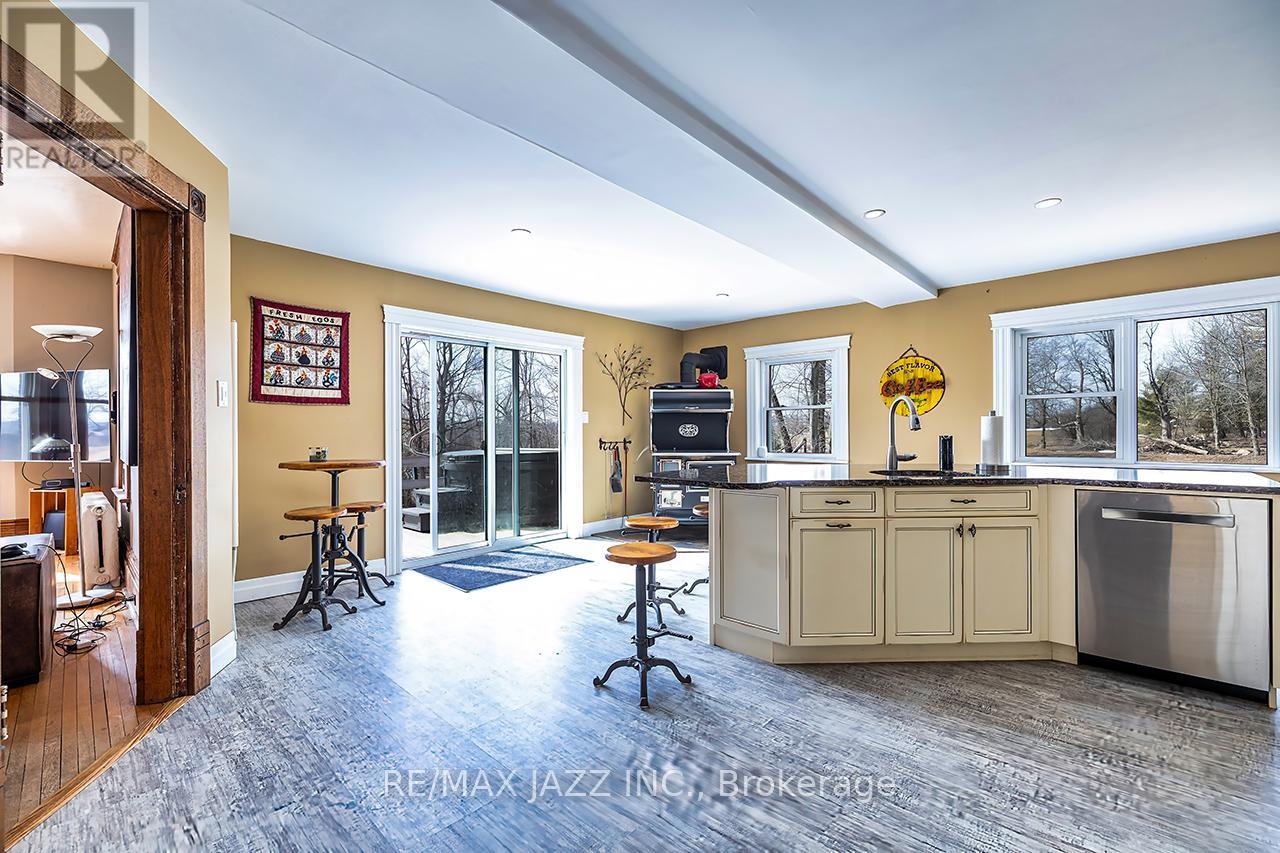 1219 Larmer Line, Cavan Monaghan (Cavan Twp), Ontario  K0L 1V0 - Photo 6 - X13025594