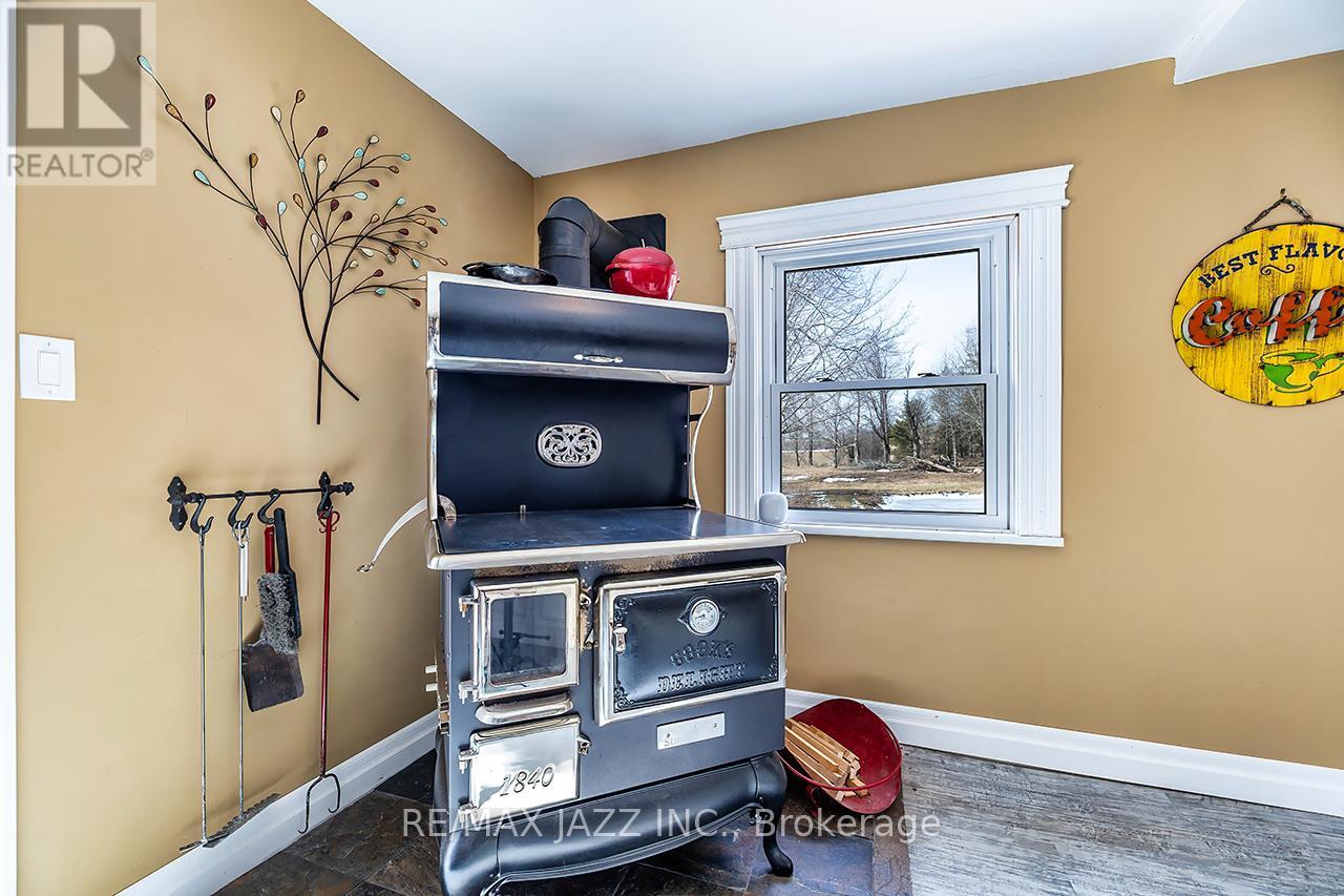 1219 Larmer Line, Cavan Monaghan (Cavan Twp), Ontario  K0L 1V0 - Photo 8 - X13025594