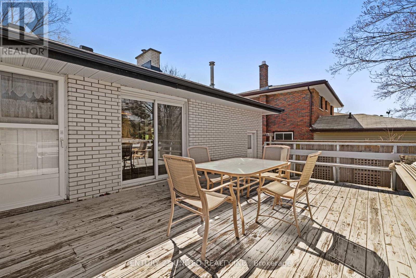 805 Highland Court, Peterborough (Northcrest Ward 5), Ontario  K9H 5K1 - Photo 8 - X13026006