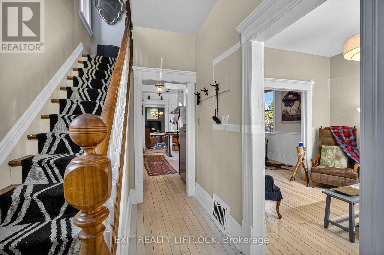 128 Sutherland Place, Peterborough (Ashburnham Ward 4), Ontario  K9H 1J1 - Photo 5 - X13027060