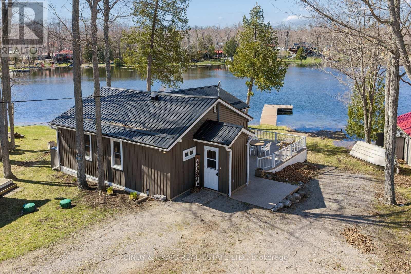 213 Rollies Point Road, Selwyn, Ontario  K0L 1R0 - Photo 3 - X13027092