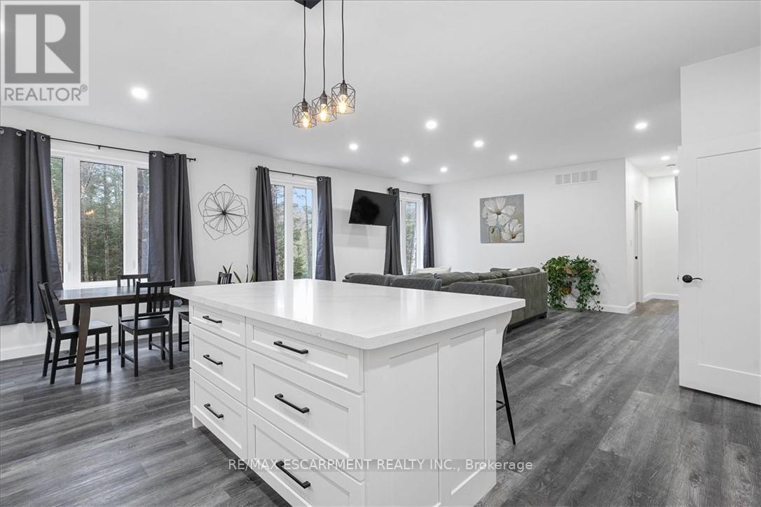 12407 County Road 503, Highlands East (Monmouth), Ontario  K0L 2Y0 - Photo 13 - X13027124