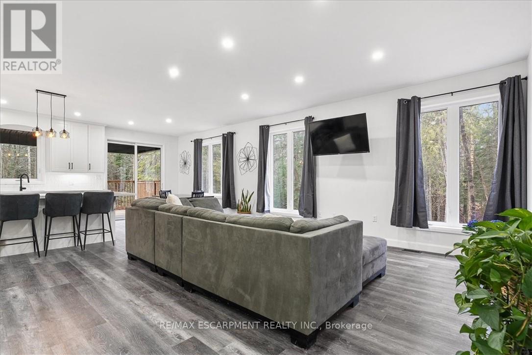 12407 County Road 503, Highlands East (Monmouth), Ontario  K0L 2Y0 - Photo 6 - X13027124