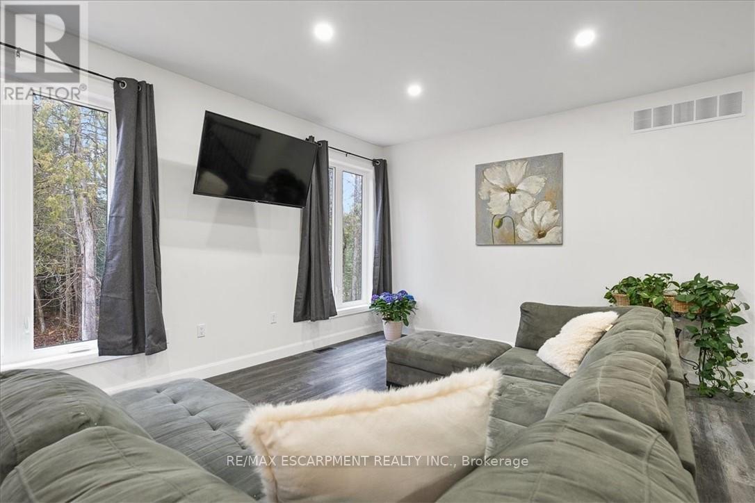 12407 County Road 503, Highlands East (Monmouth), Ontario  K0L 2Y0 - Photo 7 - X13027124