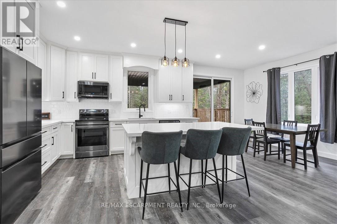 12407 County Road 503, Highlands East (Monmouth), Ontario  K0L 2Y0 - Photo 8 - X13027124