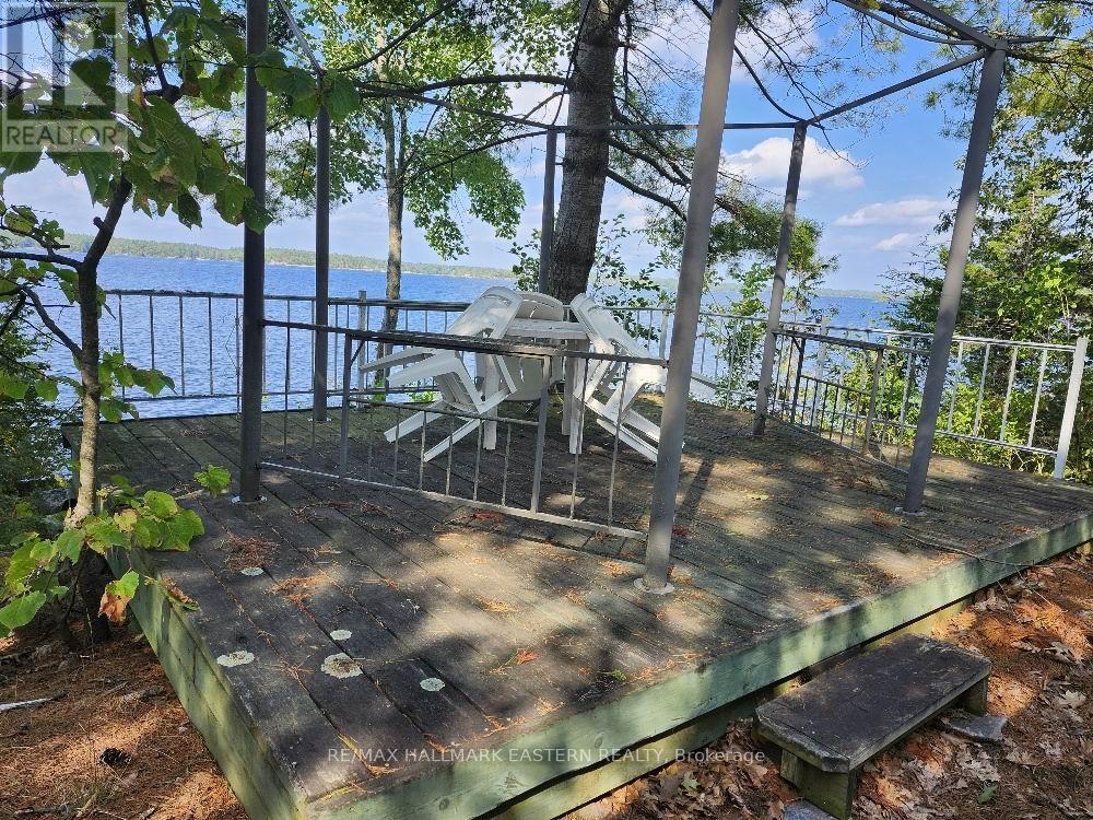 1420 Island 76, Trent Lakes, Ontario  K0L 2H0 - Photo 2 - X13027334