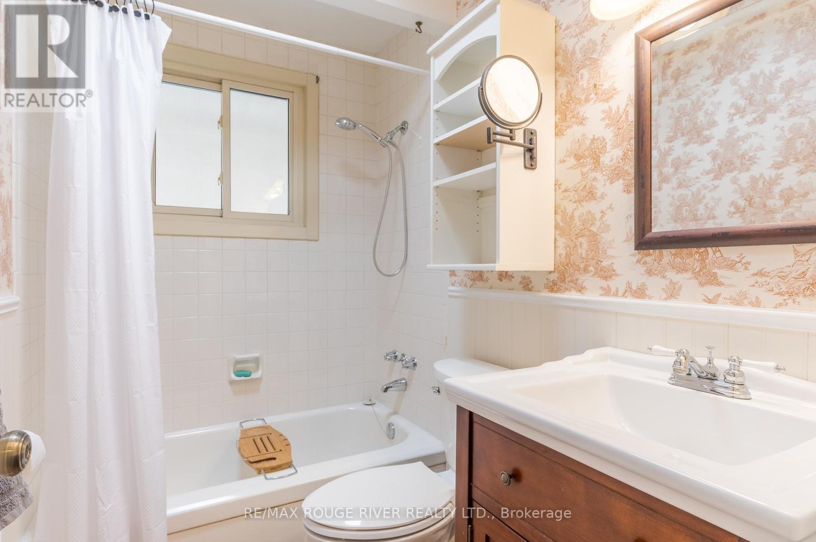 712 Otonabee Drive, Peterborough (Ashburnham Ward 4), Ontario  K9J 7P9 - Photo 23 - X13028348