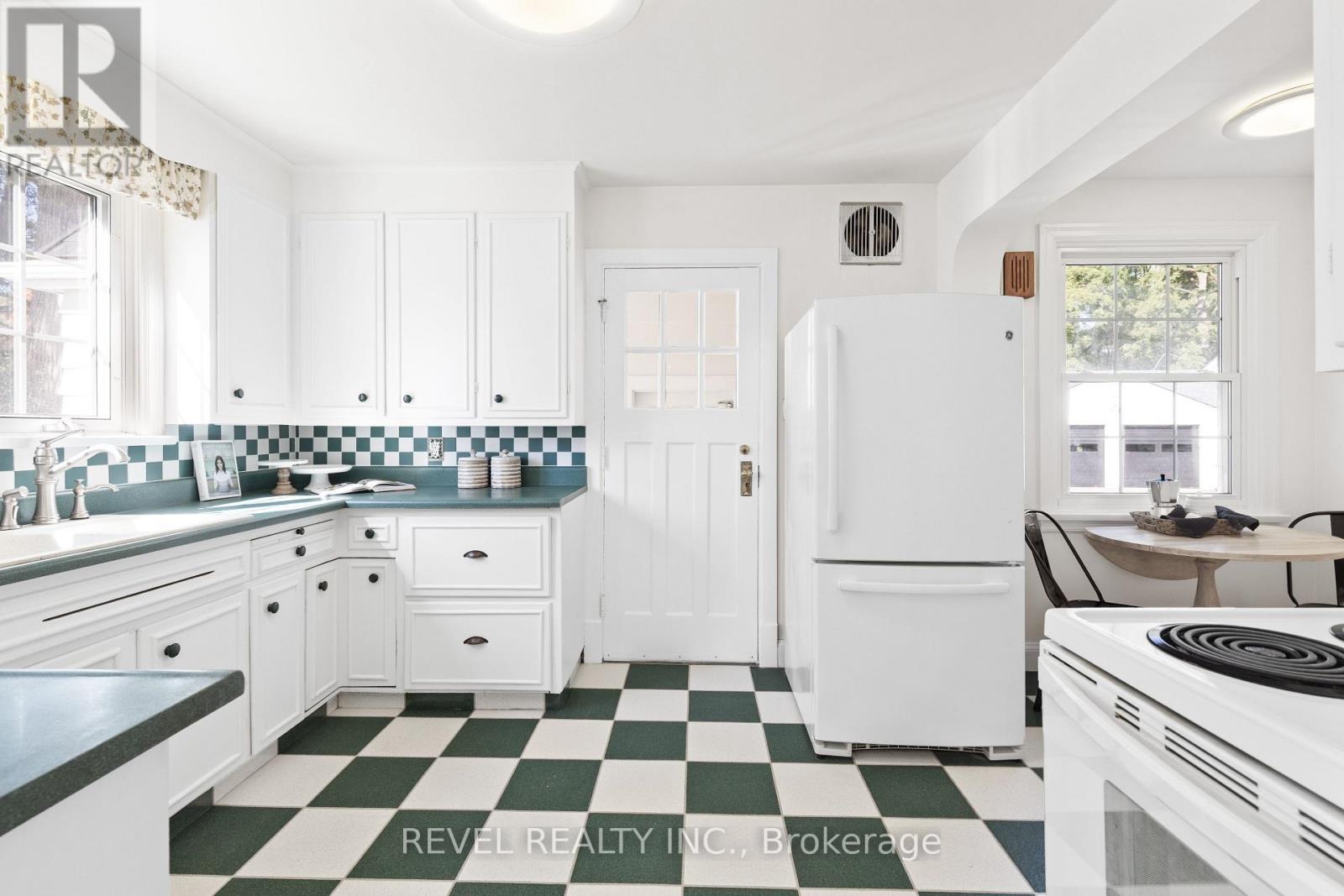 13 Sylvan Crescent, Kawartha Lakes (Lindsay), Ontario  K9V 2W4 - Photo 13 - X13028686