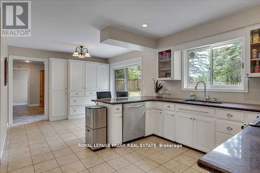 1887 Campbell Avenue, Cavan Monaghan (Cavan-Monaghan), Ontario  K9J 0E5 - Photo 11 - X13029044