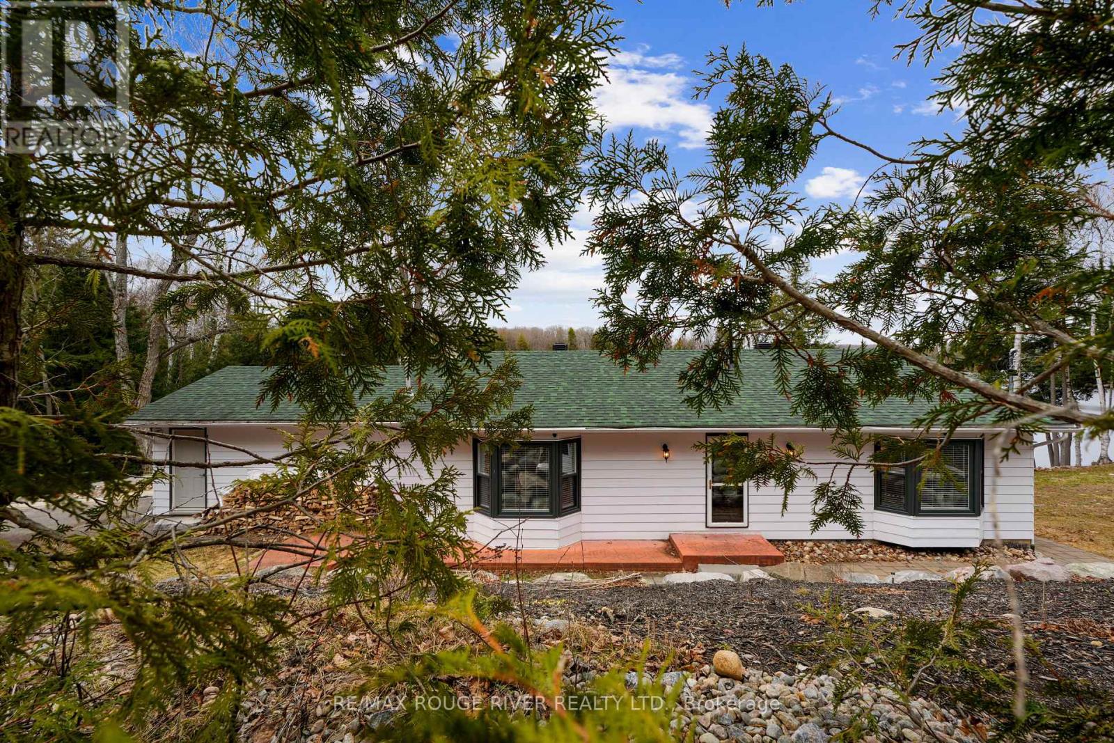 1087 Lagoon Road, Highlands East (Cardiff Ward), Ontario  K0L 1C0 - Photo 16 - X13029802