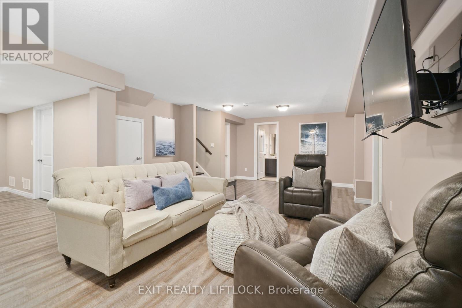 68 Flitton Avenue, Peterborough (Northcrest Ward 5), Ontario  K9H 0G5 - Photo 18 - X13030676