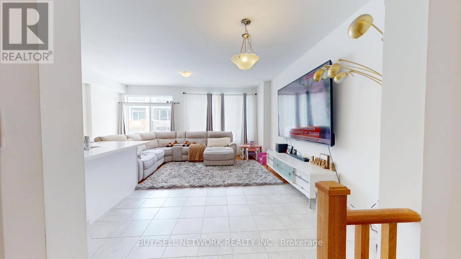 649 Pollock Grove, Peterborough (Monaghan Ward 2), Ontario  K9K 0J6 - Photo 4 - X13031140