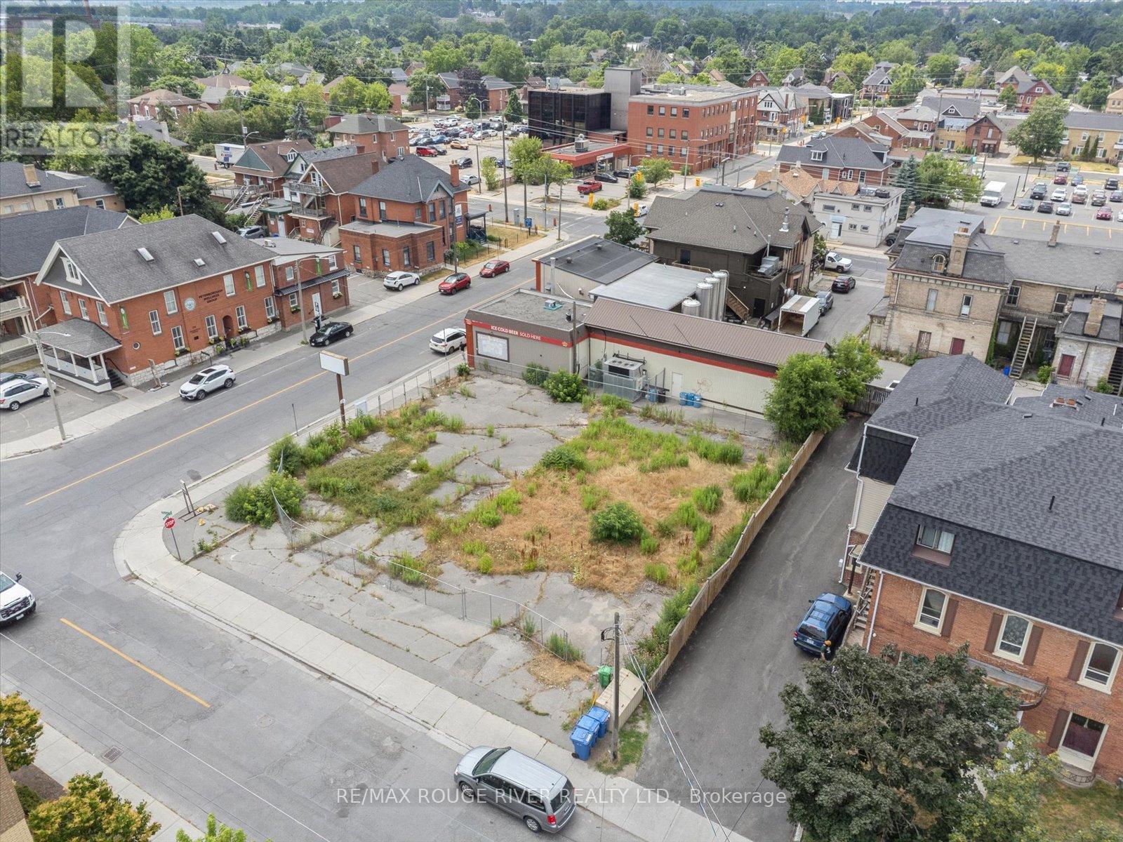 288 CHARLOTTE STREET, peterborough (town ward 3), Ontario