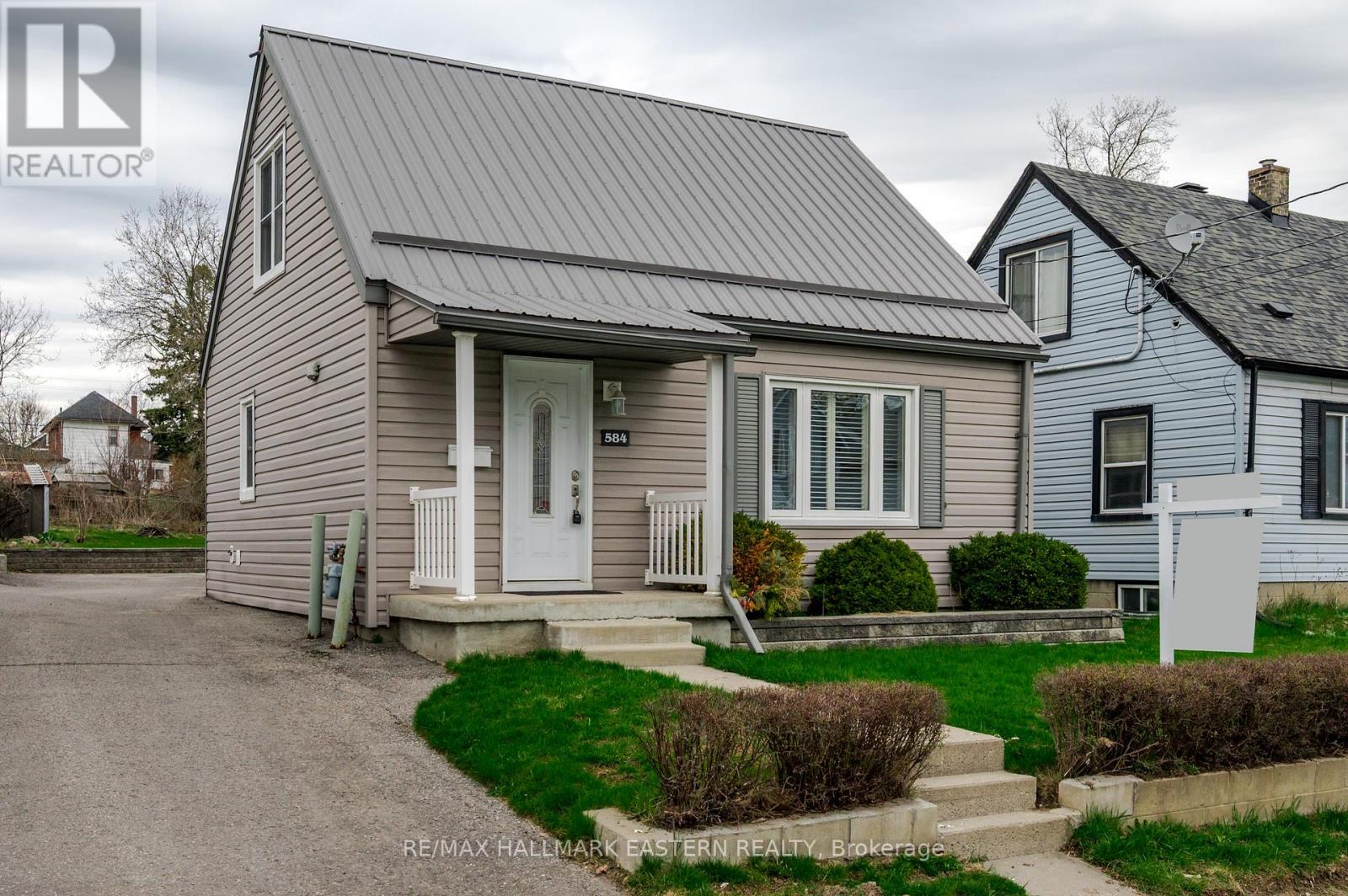 584 Paterson Street, Peterborough (Town Ward 3), Ontario  K9J 4R2 - Photo 3 - X13032784