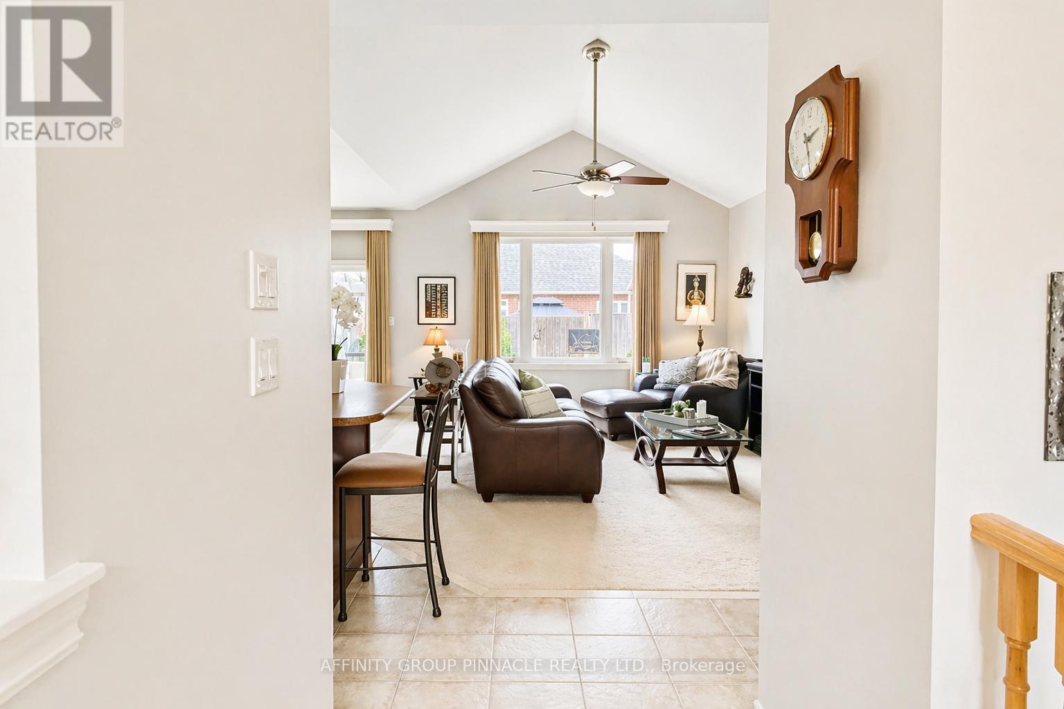 63 Ellis Crescent, Kawartha Lakes (Lindsay), Ontario  K9V 0A5 - Photo 11 - X13032870