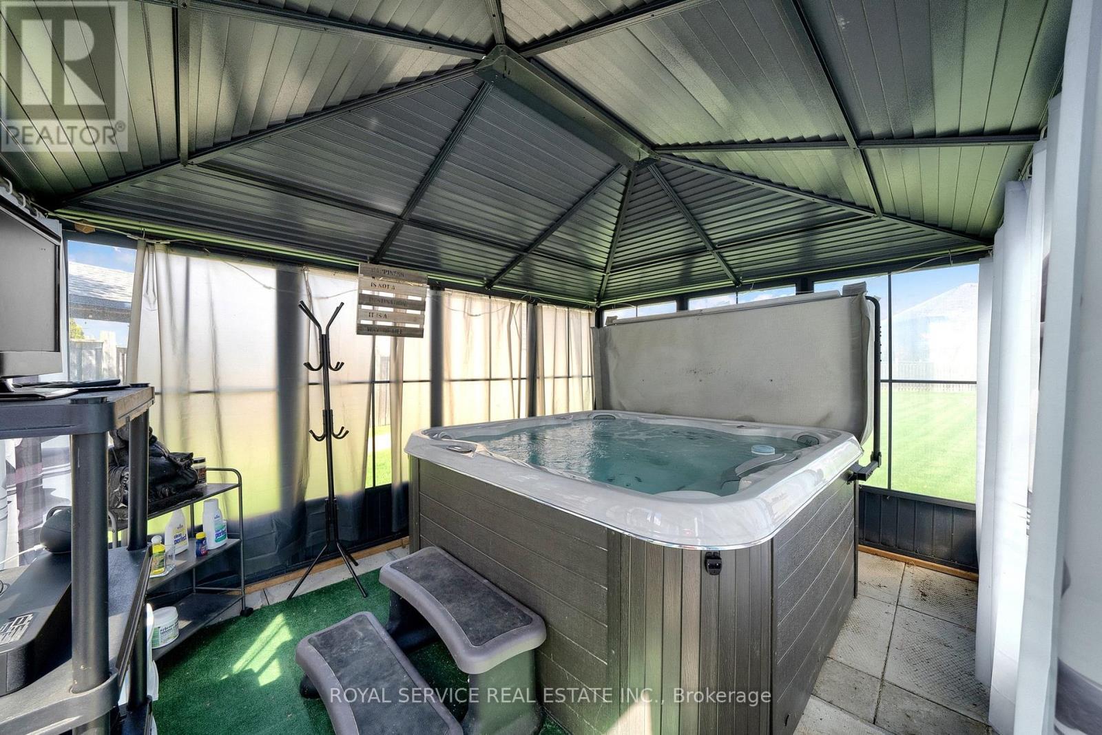 35 Alldread Crescent, Clarington (Newcastle), Ontario  L1B 0C2 - Photo 40 - E13033656