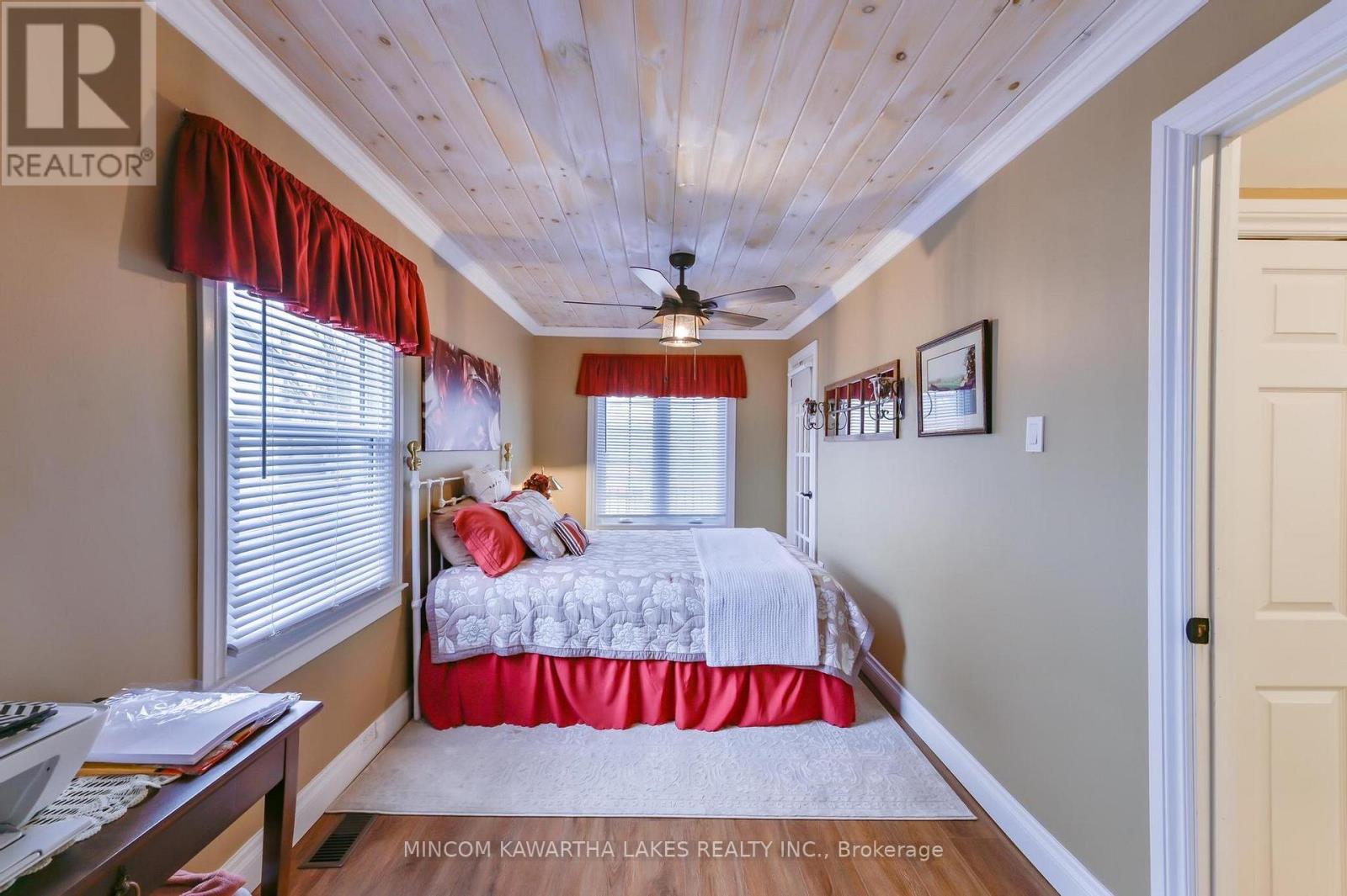 374 Grady Avenue, Peterborough (Otonabee Ward 1), Ontario  K9J 5S4 - Photo 15 - X13033680