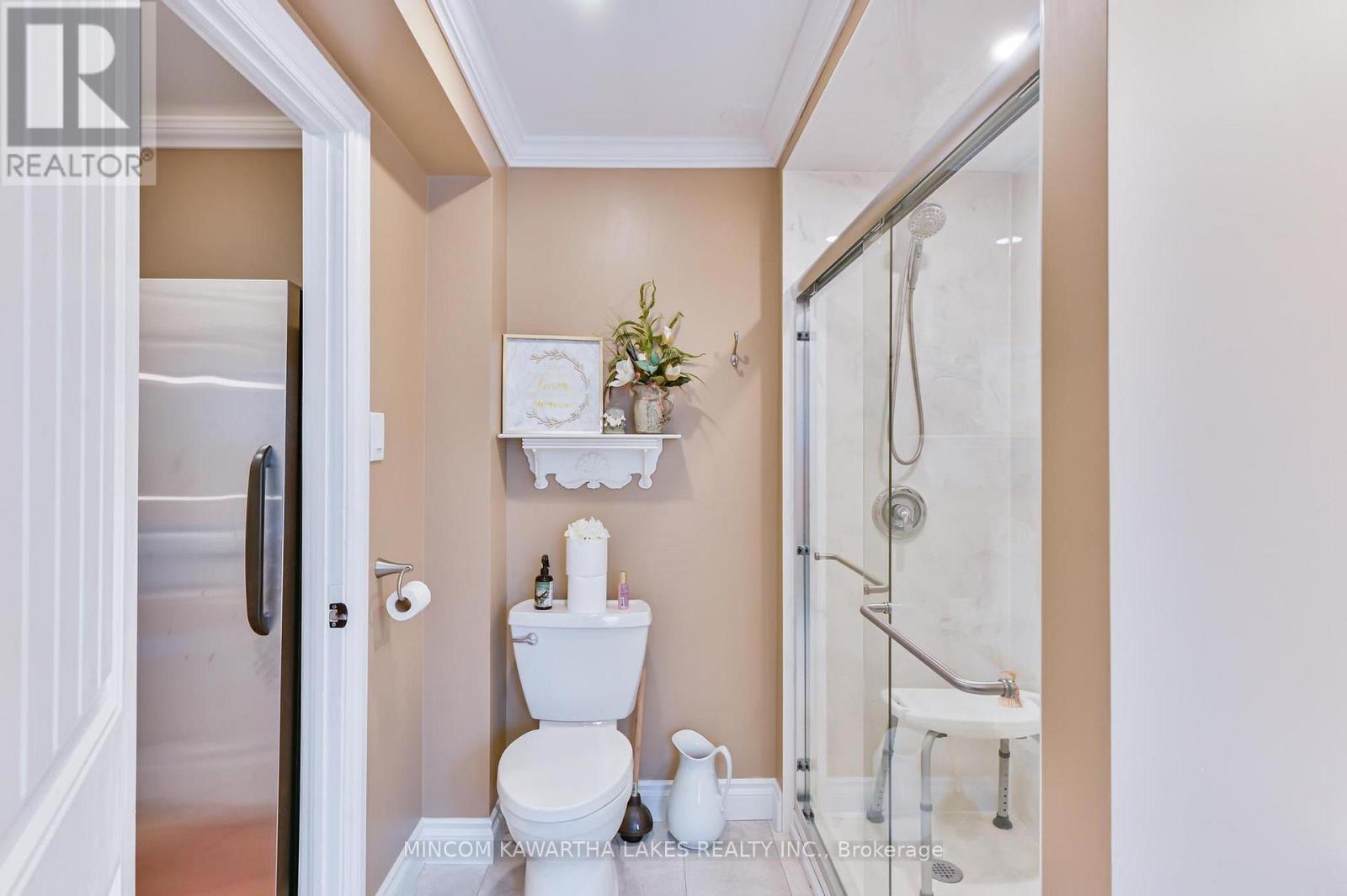 374 Grady Avenue, Peterborough (Otonabee Ward 1), Ontario  K9J 5S4 - Photo 18 - X13033680