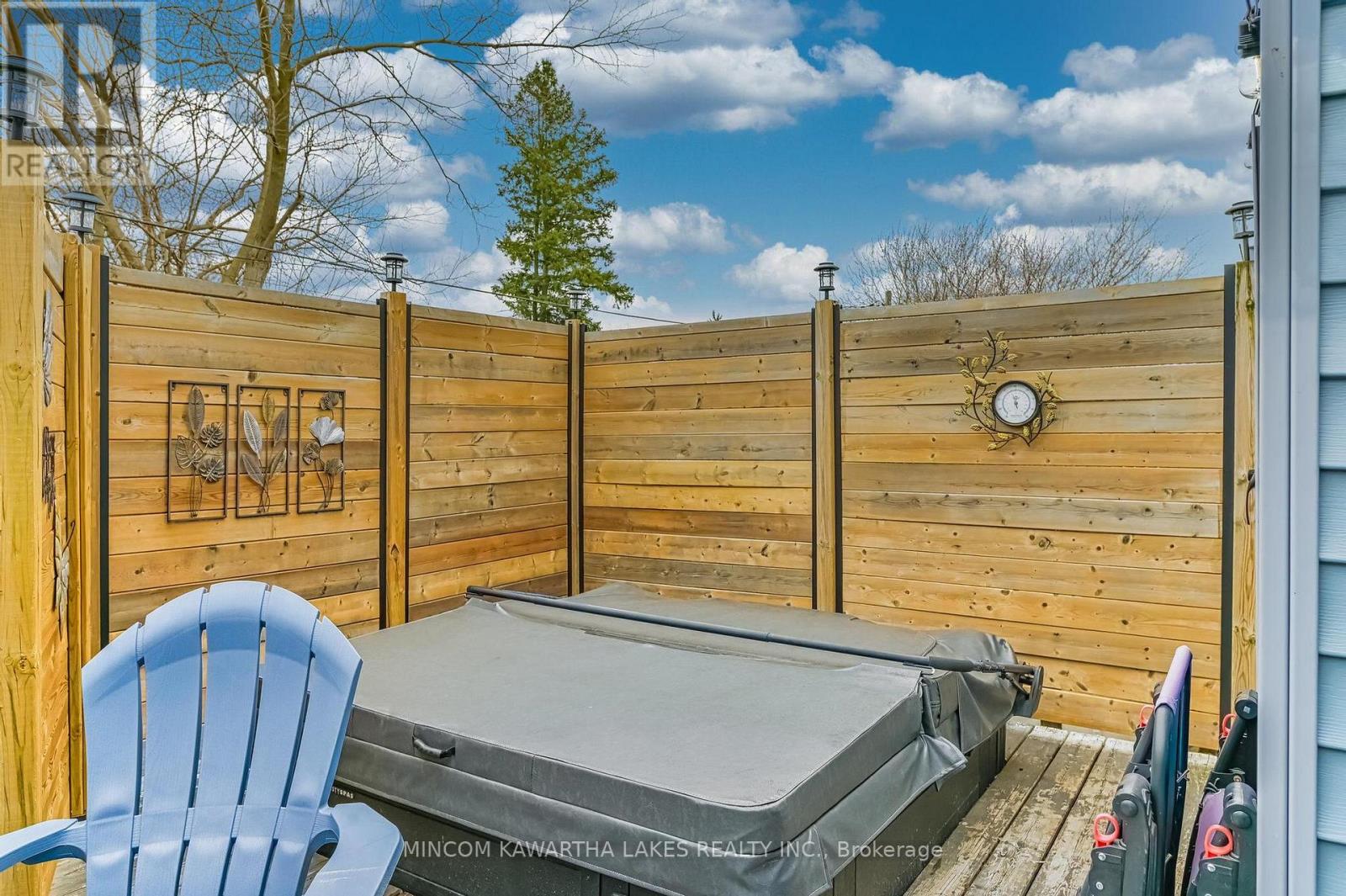 374 Grady Avenue, Peterborough (Otonabee Ward 1), Ontario  K9J 5S4 - Photo 36 - X13033680