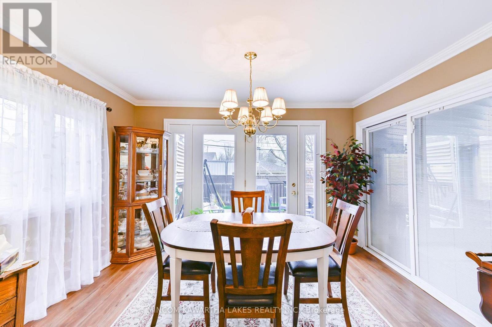 374 Grady Avenue, Peterborough (Otonabee Ward 1), Ontario  K9J 5S4 - Photo 8 - X13033680