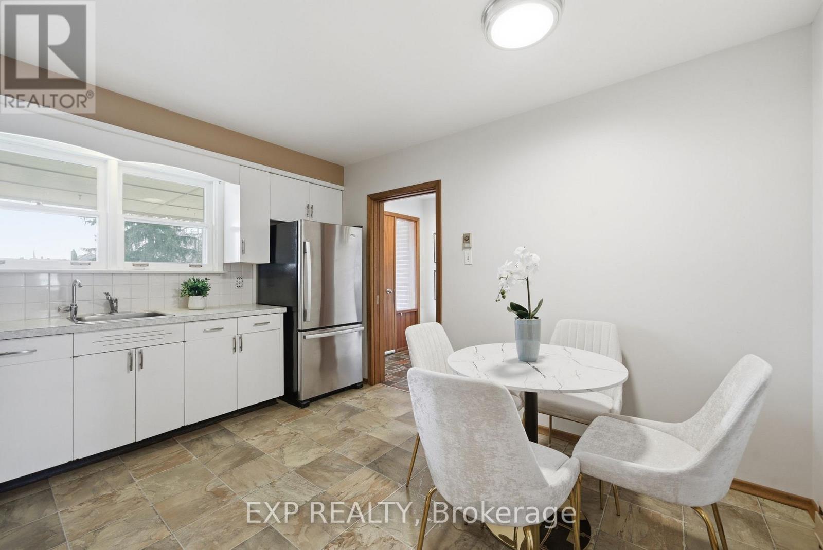 20 Roosevelt Street, Kawartha Lakes (Lindsay), Ontario  K9V 2X7 - Photo 15 - X13033682