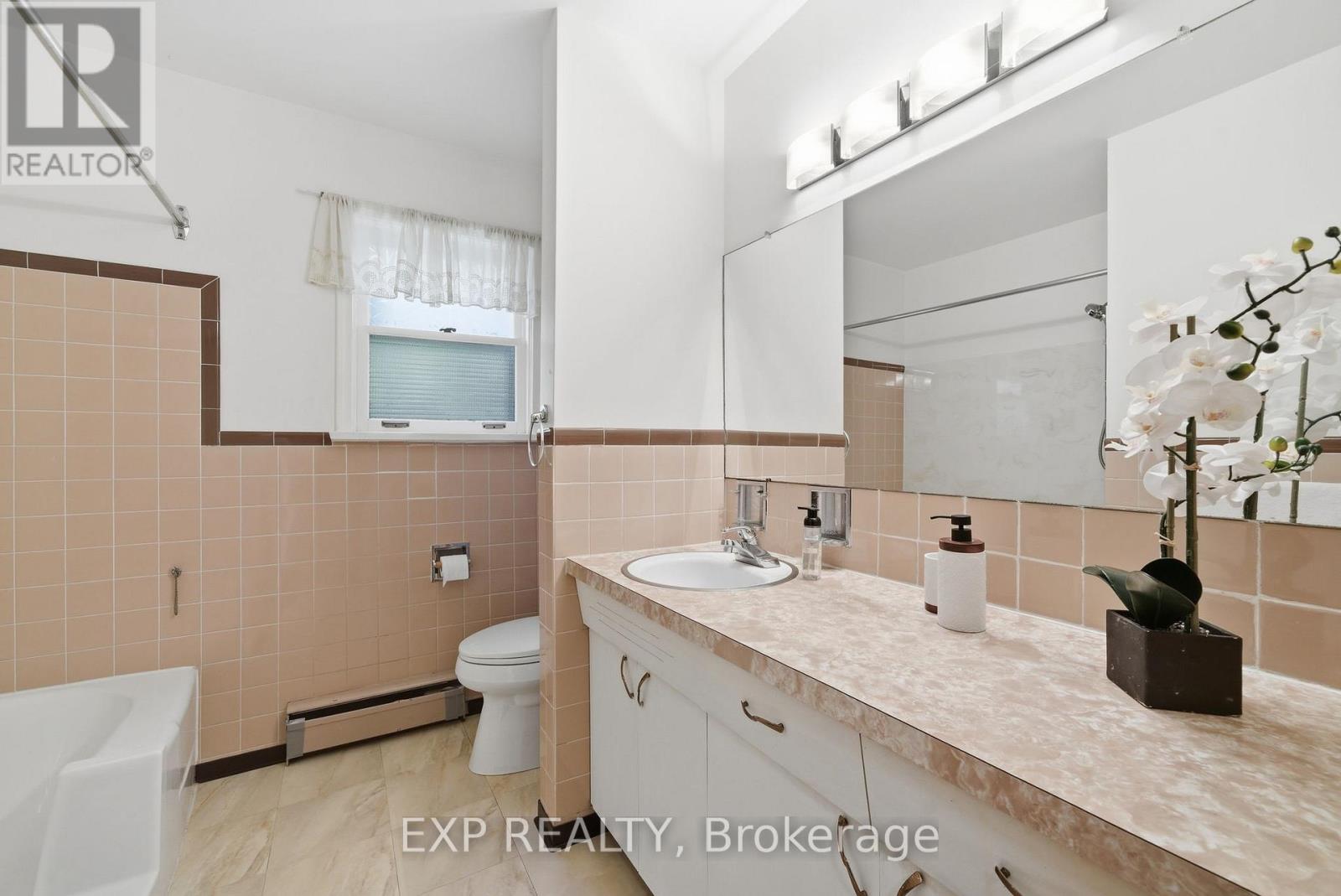 20 Roosevelt Street, Kawartha Lakes (Lindsay), Ontario  K9V 2X7 - Photo 20 - X13033682