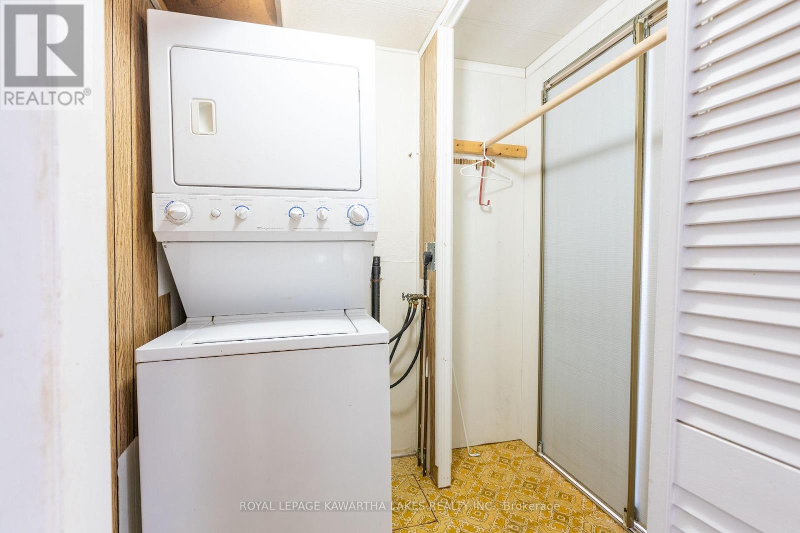 6 Circle Drive, Kawartha Lakes (Fenelon), Ontario  K9V 0H7 - Photo 18 - X13033790