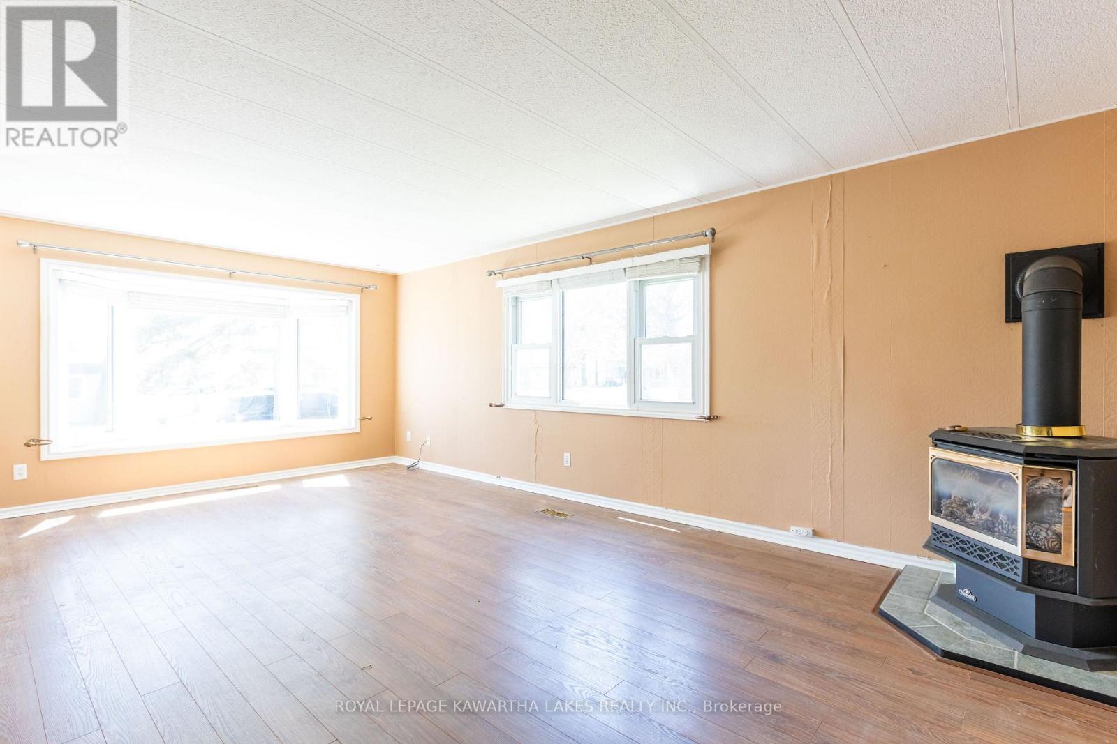 6 Circle Drive, Kawartha Lakes (Fenelon), Ontario  K9V 0H7 - Photo 7 - X13033790