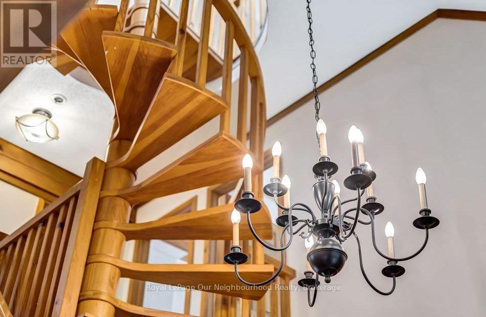 3741 Lakeshore Road E, Clarington, Ontario  L1B 1L9 - Photo 13 - E13033858