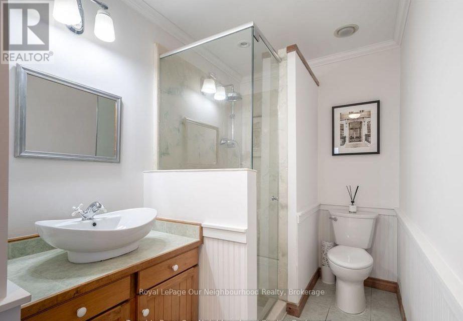 3741 Lakeshore Road E, Clarington, Ontario  L1B 1L9 - Photo 21 - E13033858