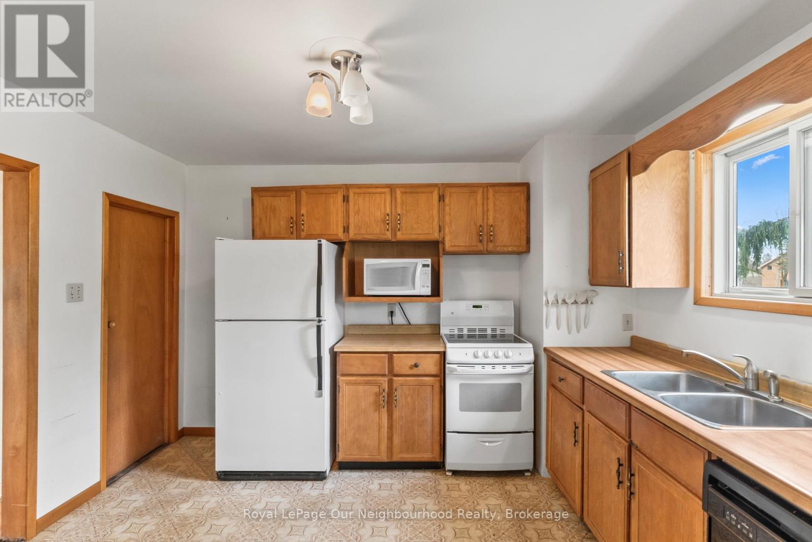 73 Centre Street, Trent Hills (Campbellford), Ontario  K0L 1L0 - Photo 10 - X13034288